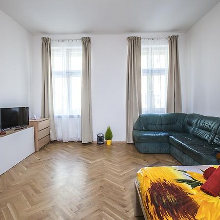פראג Beautiful Central Apartment Thamova מראה חיצוני תמונה